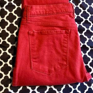 Old Navy Mid rise Red Flare Jeans Excellent Condition Stretch Comfort
